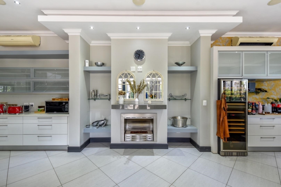 4 Bedroom Property for Sale in Lombardy Estate Gauteng