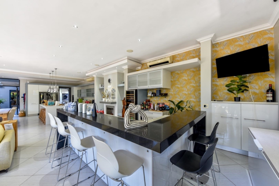 4 Bedroom Property for Sale in Lombardy Estate Gauteng