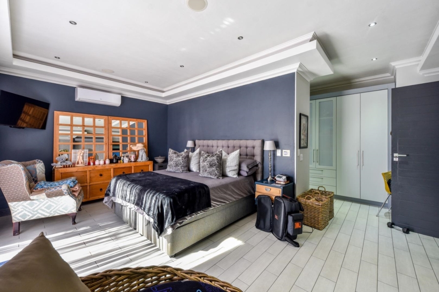 4 Bedroom Property for Sale in Lombardy Estate Gauteng