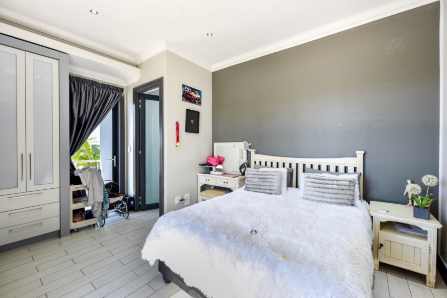 4 Bedroom Property for Sale in Lombardy Estate Gauteng