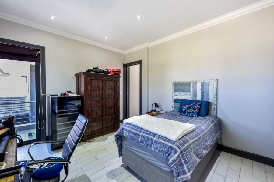 4 Bedroom Property for Sale in Lombardy Estate Gauteng