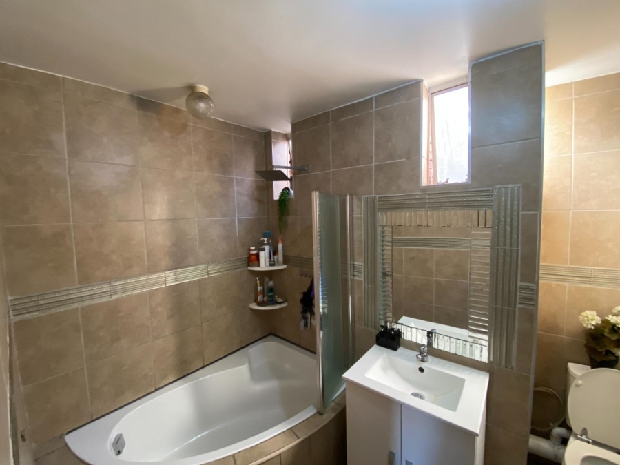 3 Bedroom Property for Sale in Silverton Gauteng