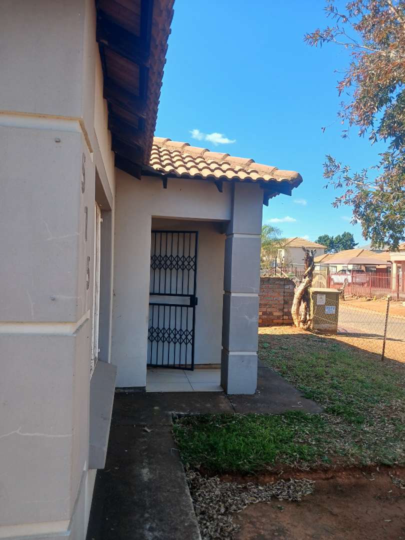 3 Bedroom Property for Sale in Nkwe Estate Gauteng