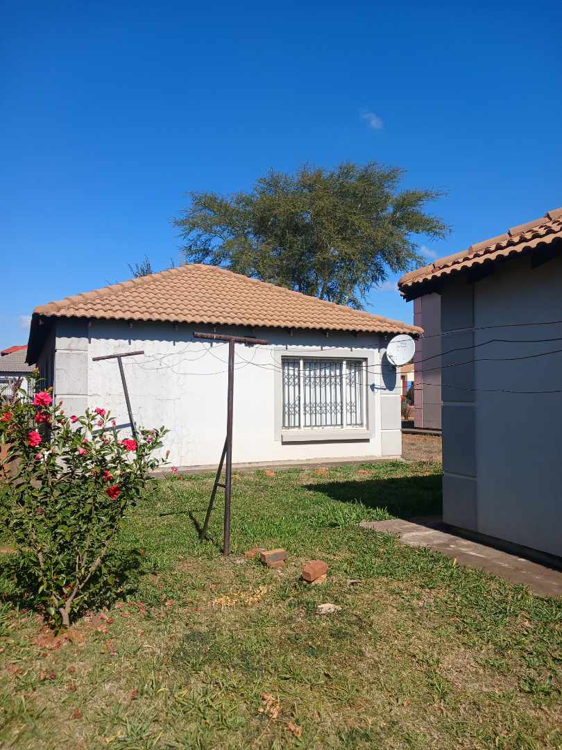 3 Bedroom Property for Sale in Nkwe Estate Gauteng