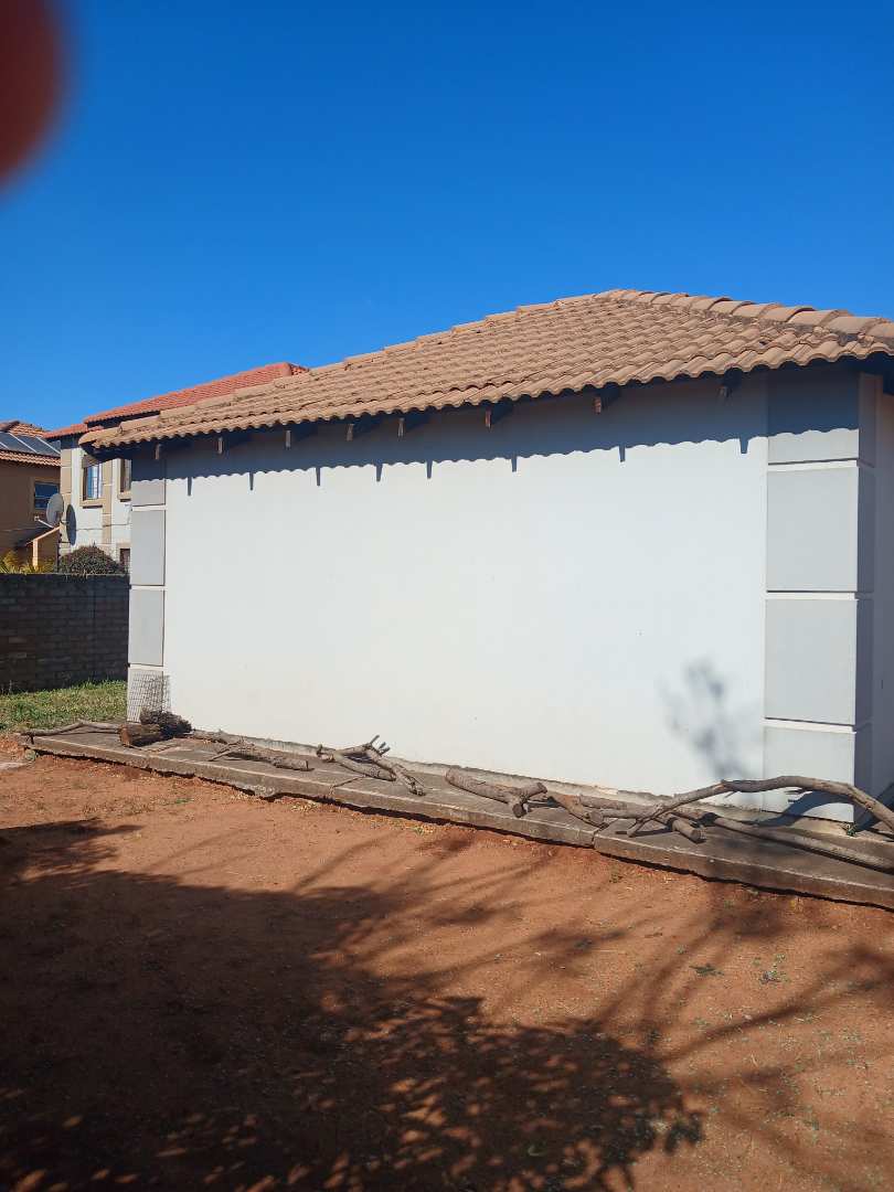 3 Bedroom Property for Sale in Nkwe Estate Gauteng