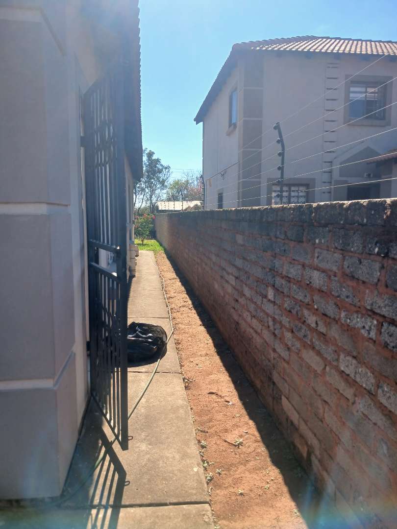 3 Bedroom Property for Sale in Nkwe Estate Gauteng