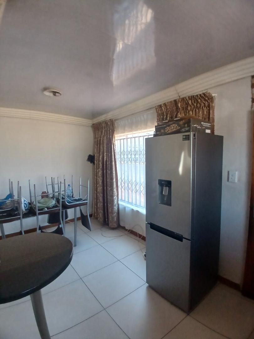 3 Bedroom Property for Sale in Nkwe Estate Gauteng