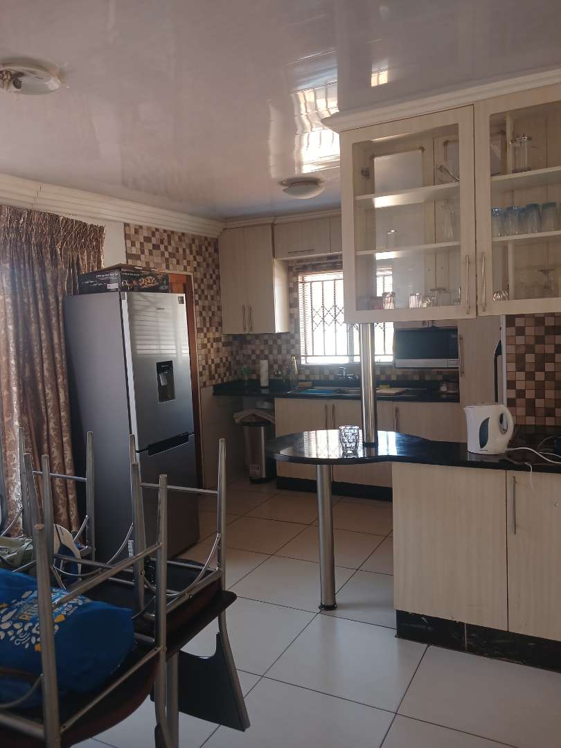 3 Bedroom Property for Sale in Nkwe Estate Gauteng