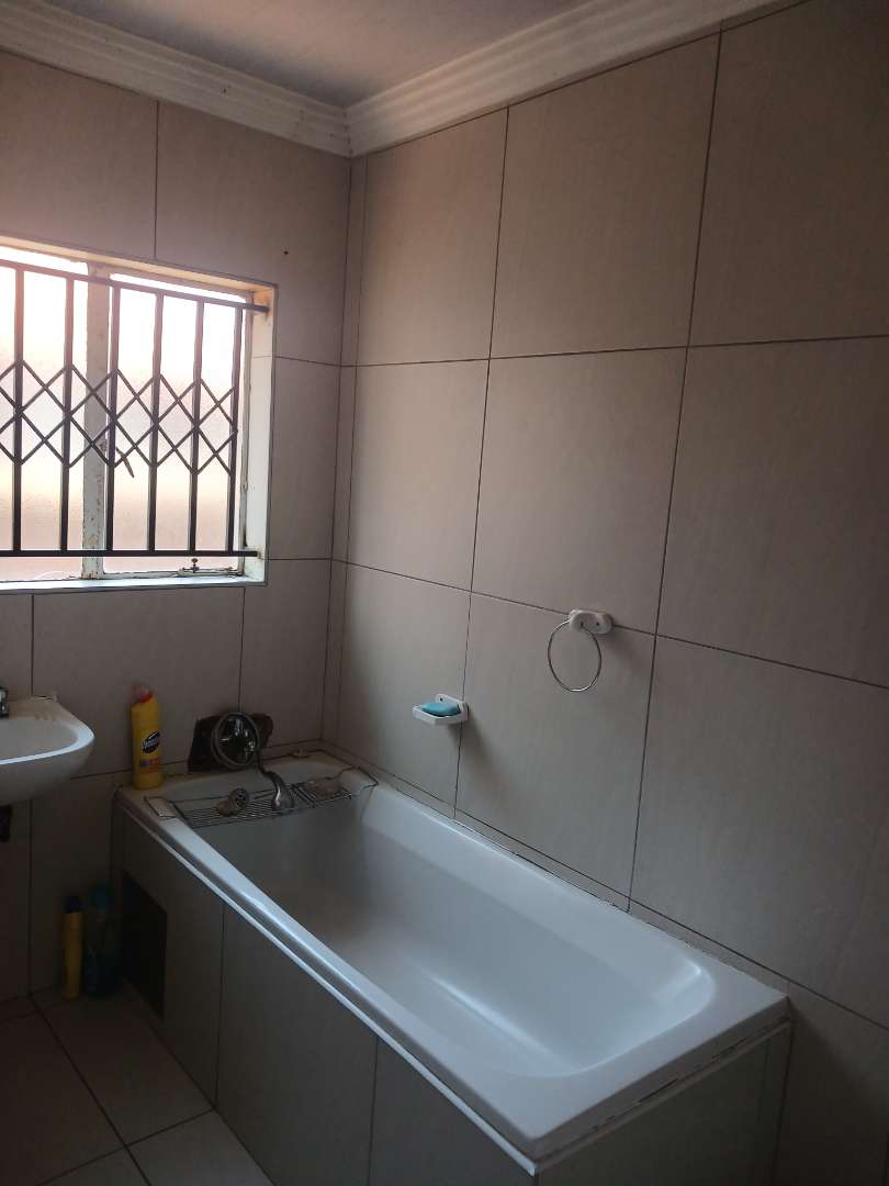 3 Bedroom Property for Sale in Nkwe Estate Gauteng