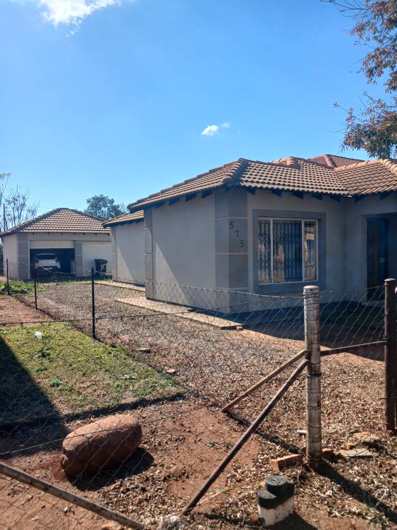 3 Bedroom Property for Sale in Nkwe Estate Gauteng