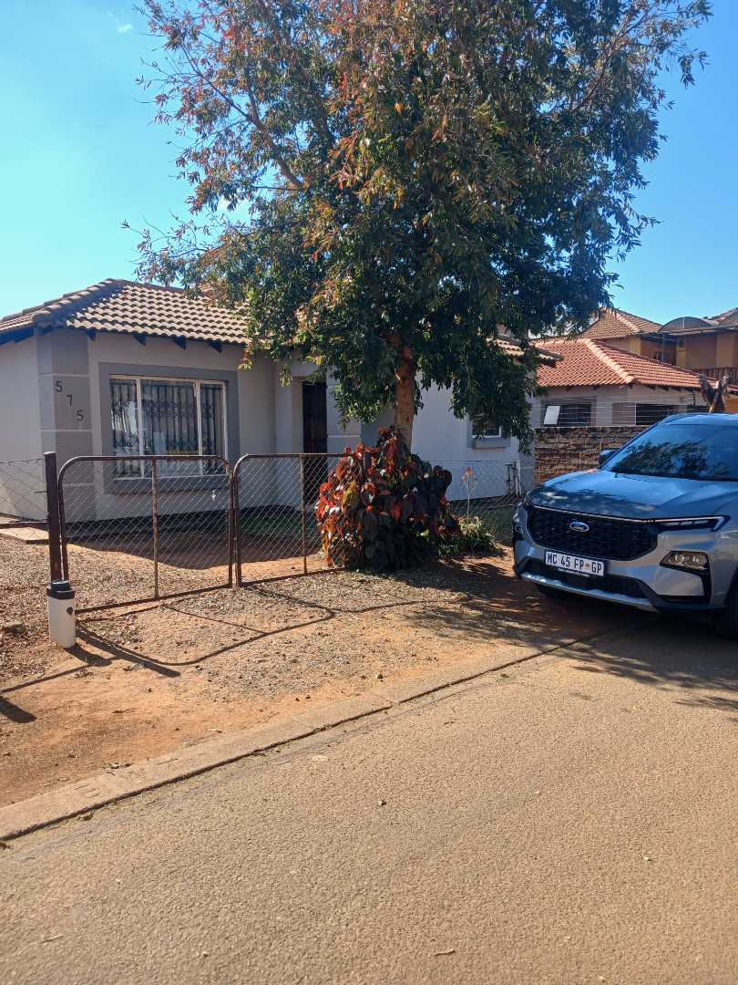3 Bedroom Property for Sale in Nkwe Estate Gauteng