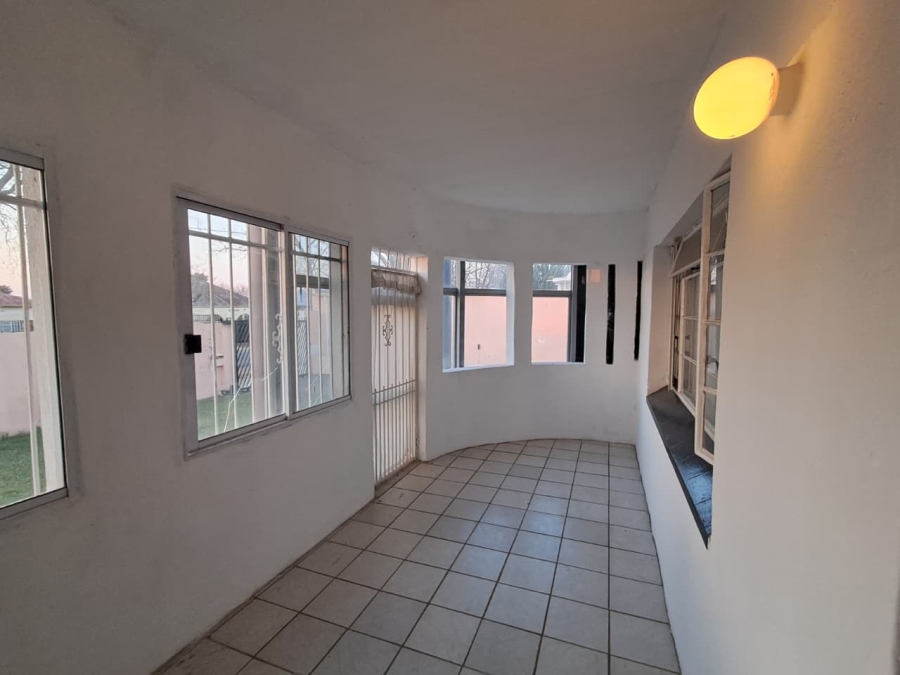 To Let 3 Bedroom Property for Rent in The Hill Gauteng