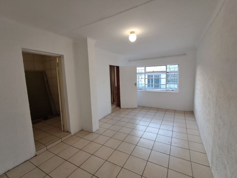 To Let 3 Bedroom Property for Rent in The Hill Gauteng