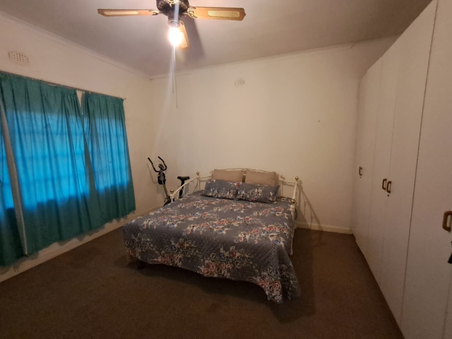 To Let 3 Bedroom Property for Rent in The Hill Gauteng