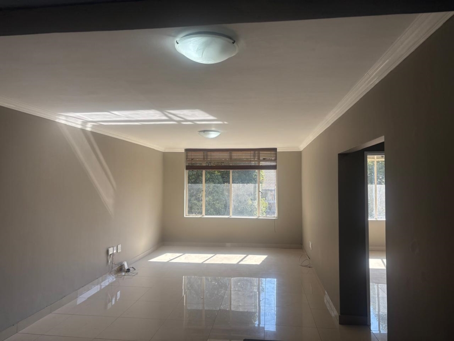 To Let 2 Bedroom Property for Rent in Sandown Gauteng