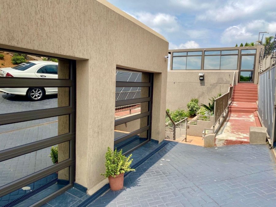 4 Bedroom Property for Sale in Bassonia Gauteng