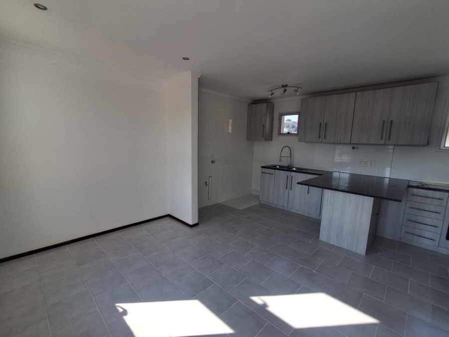 2 Bedroom Property for Sale in Glenanda Gauteng