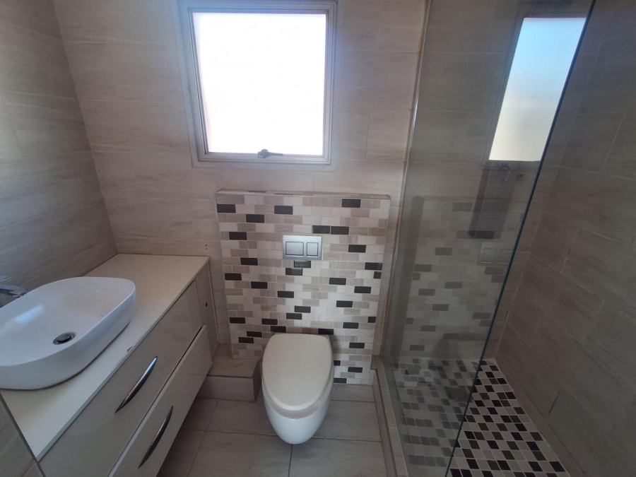 2 Bedroom Property for Sale in Glenanda Gauteng