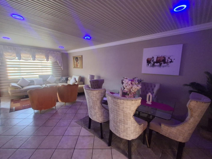 4 Bedroom Property for Sale in Liefde en Vrede Gauteng