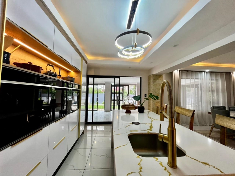 4 Bedroom Property for Sale in Willow Acres Gauteng
