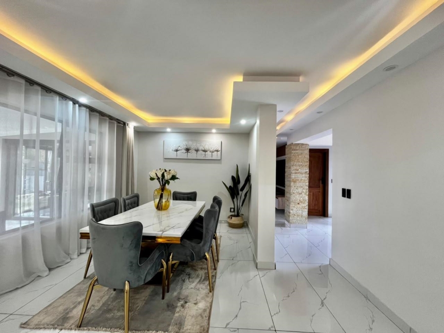 4 Bedroom Property for Sale in Willow Acres Gauteng