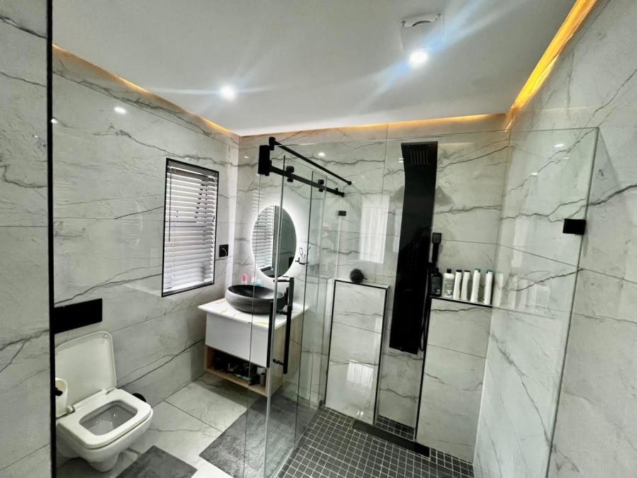 4 Bedroom Property for Sale in Willow Acres Gauteng