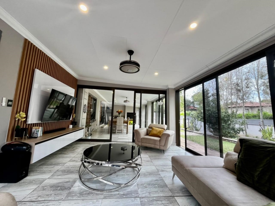 4 Bedroom Property for Sale in Willow Acres Gauteng