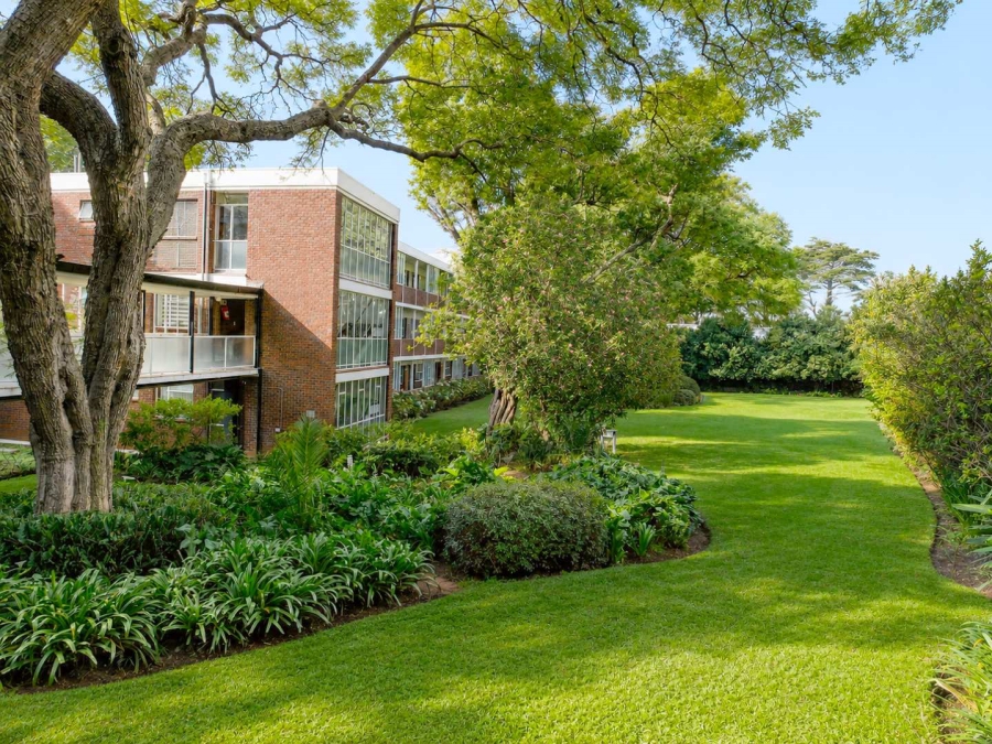 To Let 2 Bedroom Property for Rent in Illovo Gauteng