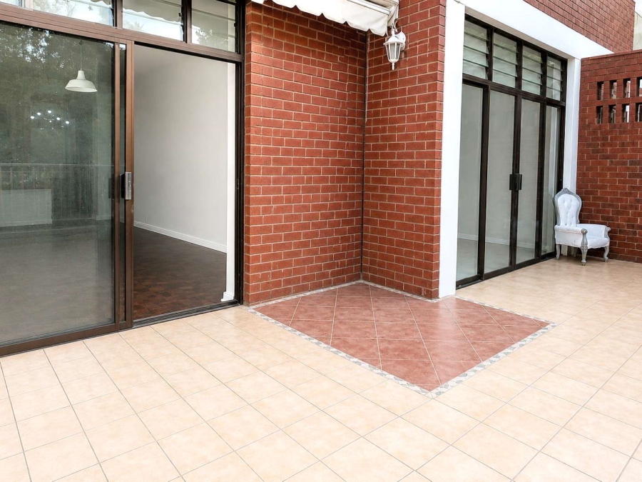 To Let 2 Bedroom Property for Rent in Illovo Gauteng