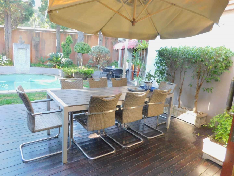 To Let 3 Bedroom Property for Rent in Bryanston Gauteng