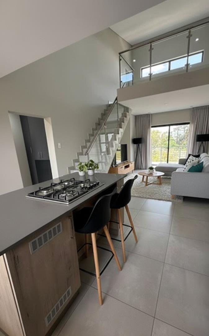 To Let 3 Bedroom Property for Rent in Die Hoewes Gauteng
