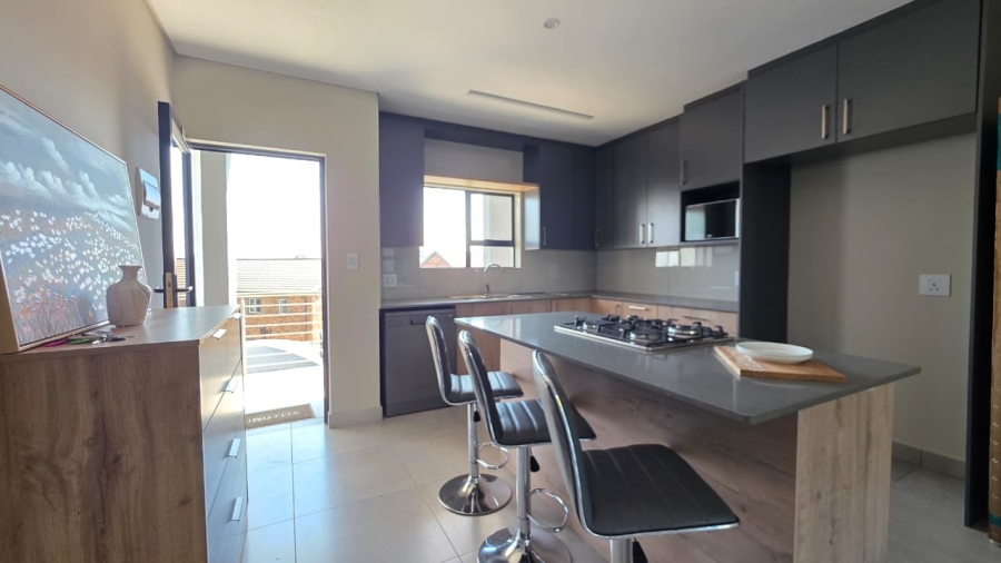 2 Bedroom Property for Sale in Die Hoewes Gauteng