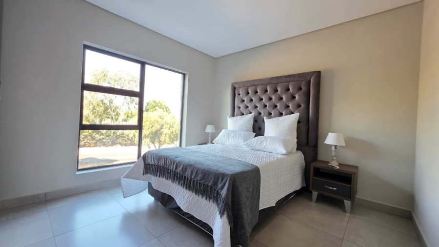 2 Bedroom Property for Sale in Die Hoewes Gauteng