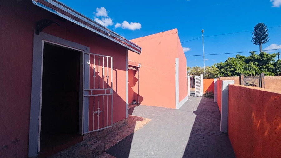 3 Bedroom Property for Sale in Morula View Gauteng