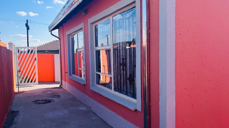 3 Bedroom Property for Sale in Morula View Gauteng
