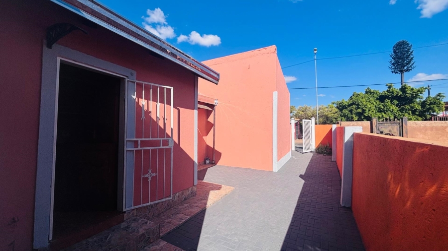 3 Bedroom Property for Sale in Morula View Gauteng