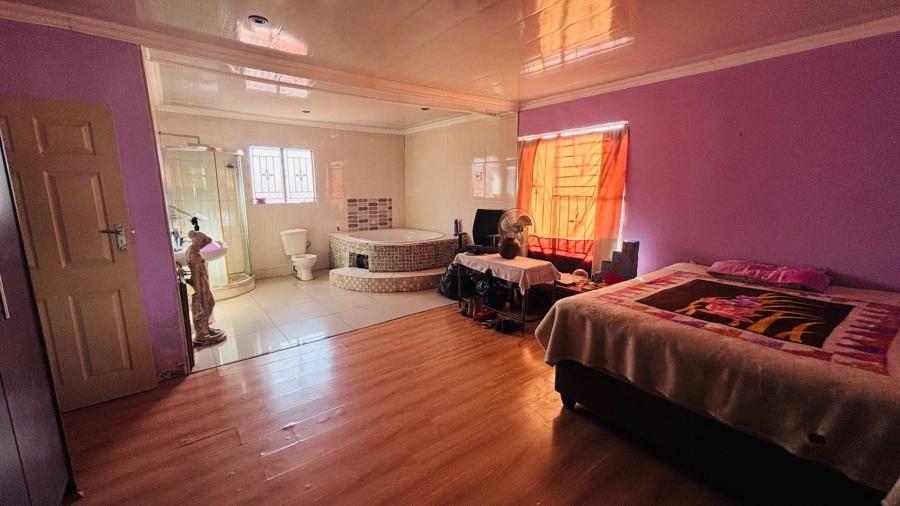 3 Bedroom Property for Sale in Morula View Gauteng
