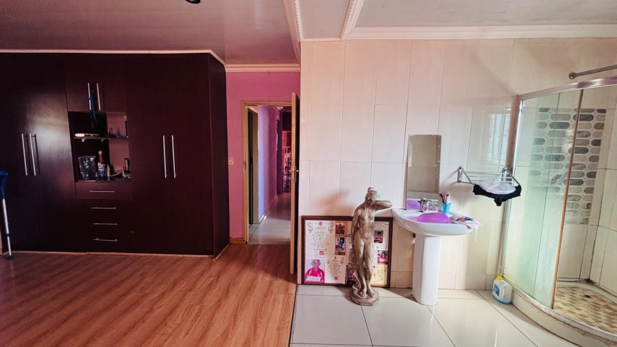 3 Bedroom Property for Sale in Morula View Gauteng