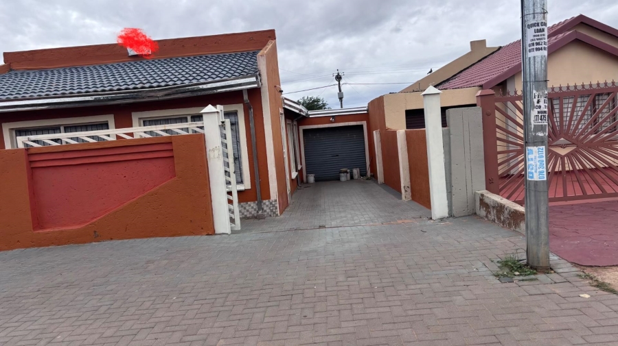 3 Bedroom Property for Sale in Morula View Gauteng