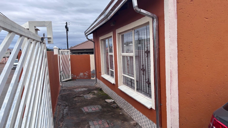 3 Bedroom Property for Sale in Morula View Gauteng