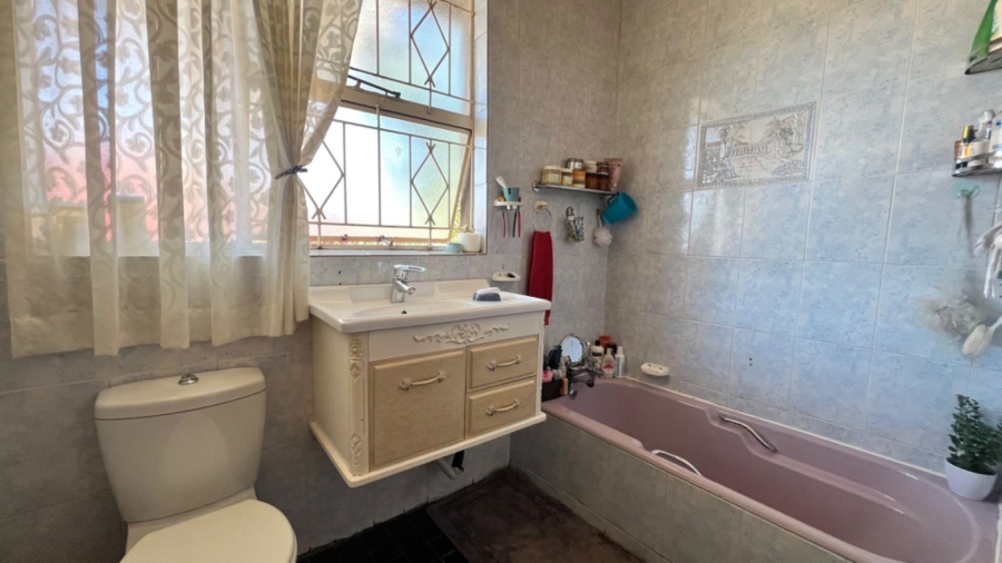 3 Bedroom Property for Sale in Winchester Hills Gauteng