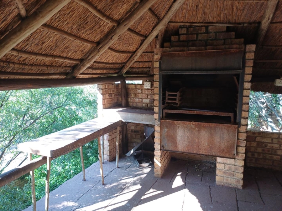 4 Bedroom Property for Sale in Glenvista Gauteng