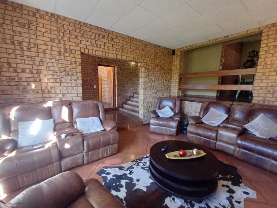 4 Bedroom Property for Sale in Glenvista Gauteng