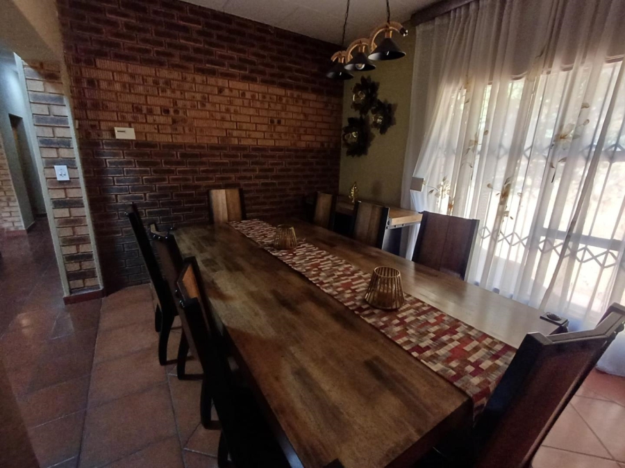 4 Bedroom Property for Sale in Glenvista Gauteng