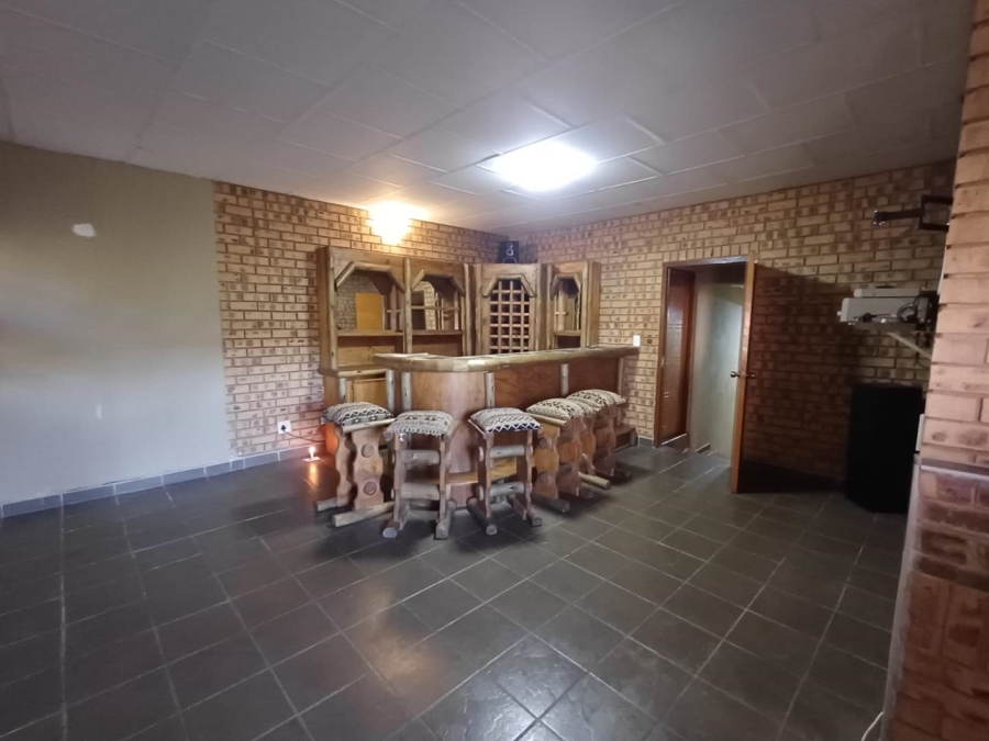 4 Bedroom Property for Sale in Glenvista Gauteng