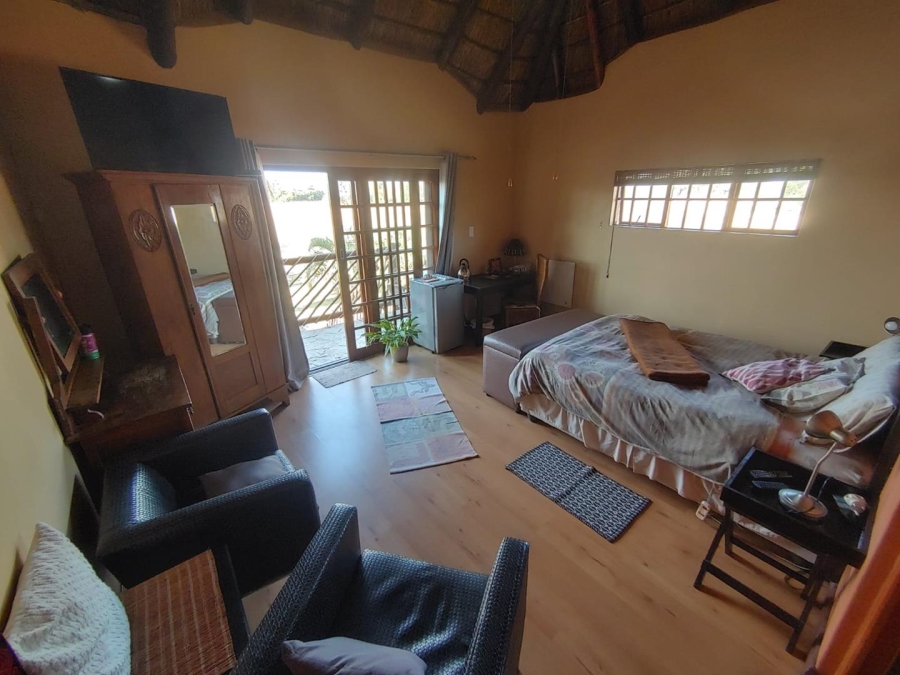 6 Bedroom Property for Sale in Mooilande Gauteng