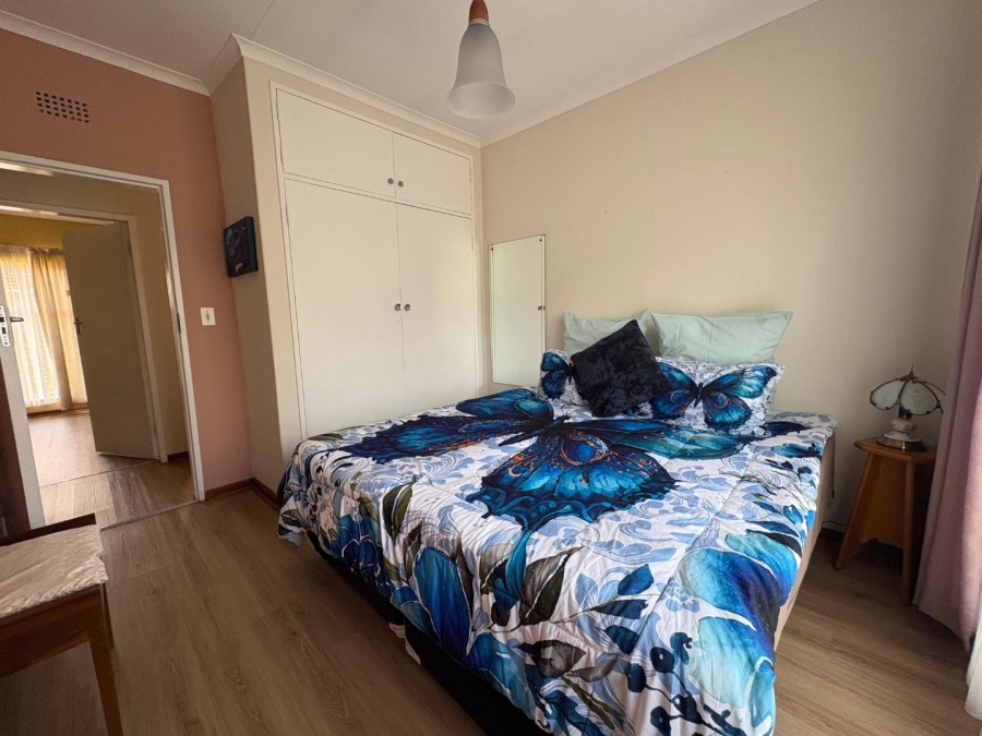 3 Bedroom Property for Sale in Birchleigh Gauteng