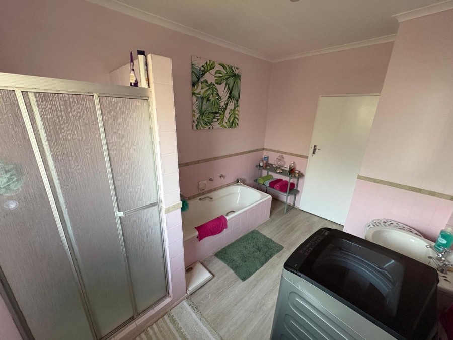 3 Bedroom Property for Sale in Birchleigh Gauteng