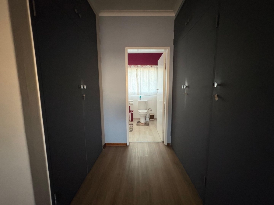 3 Bedroom Property for Sale in Birchleigh Gauteng