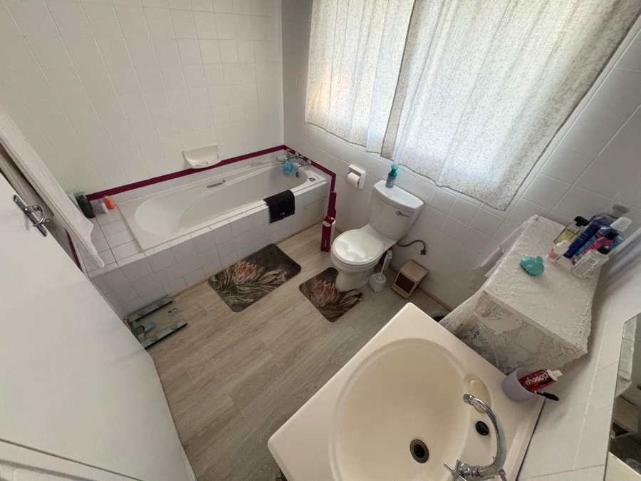 3 Bedroom Property for Sale in Birchleigh Gauteng